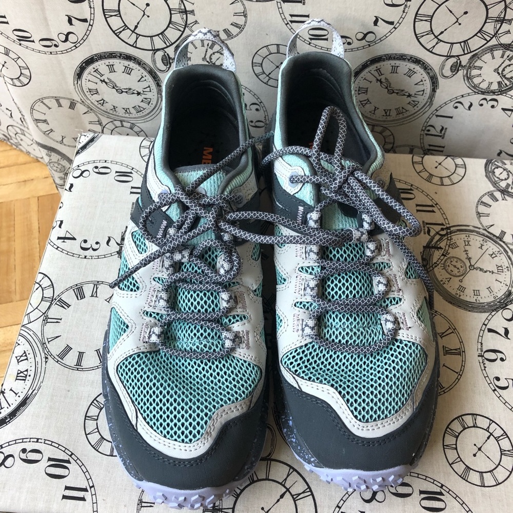 BNWOT Merrell Trail Running Shoes